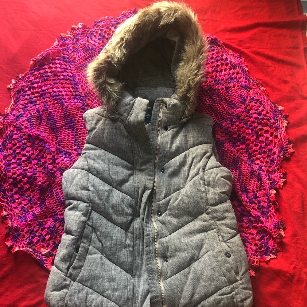 GAP Grey Vest with hood